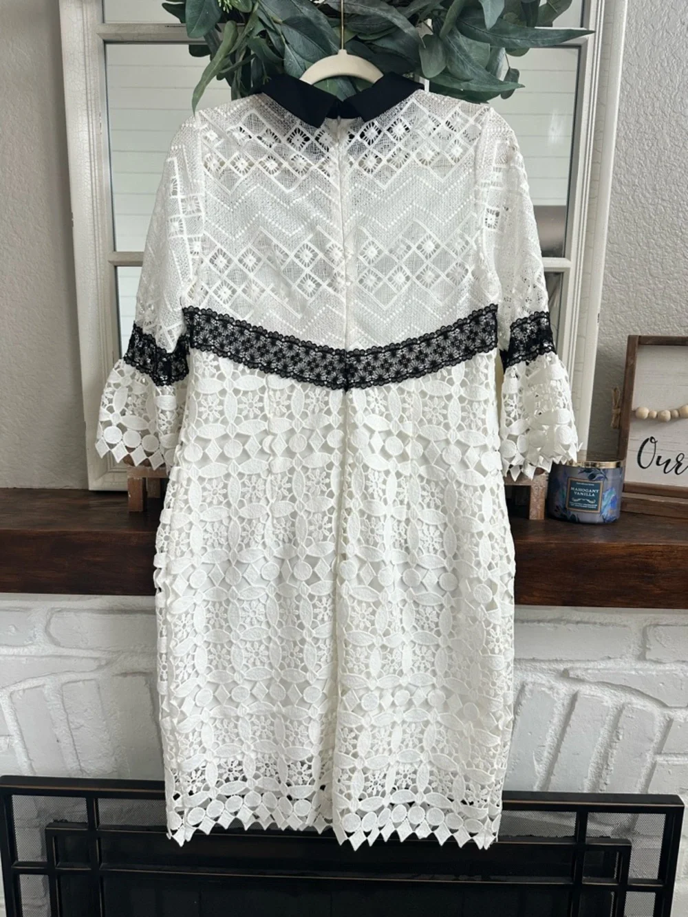 Nanette Lepore Lace Dress Size 12 Black & White Crochet Sheath Boho Chic - Picture 3 of 5